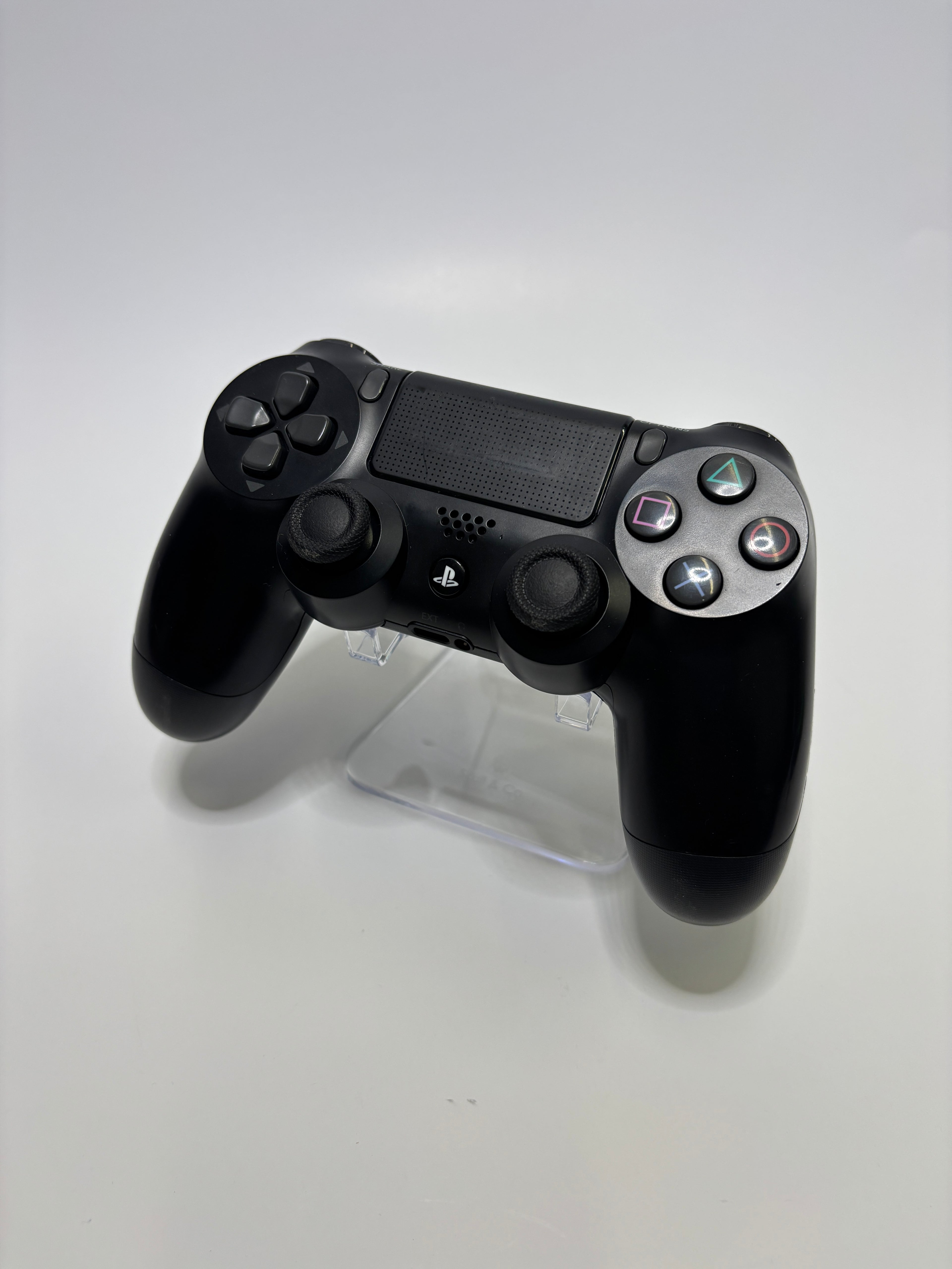PlayStation 4 DualShock 4 Controller — Black