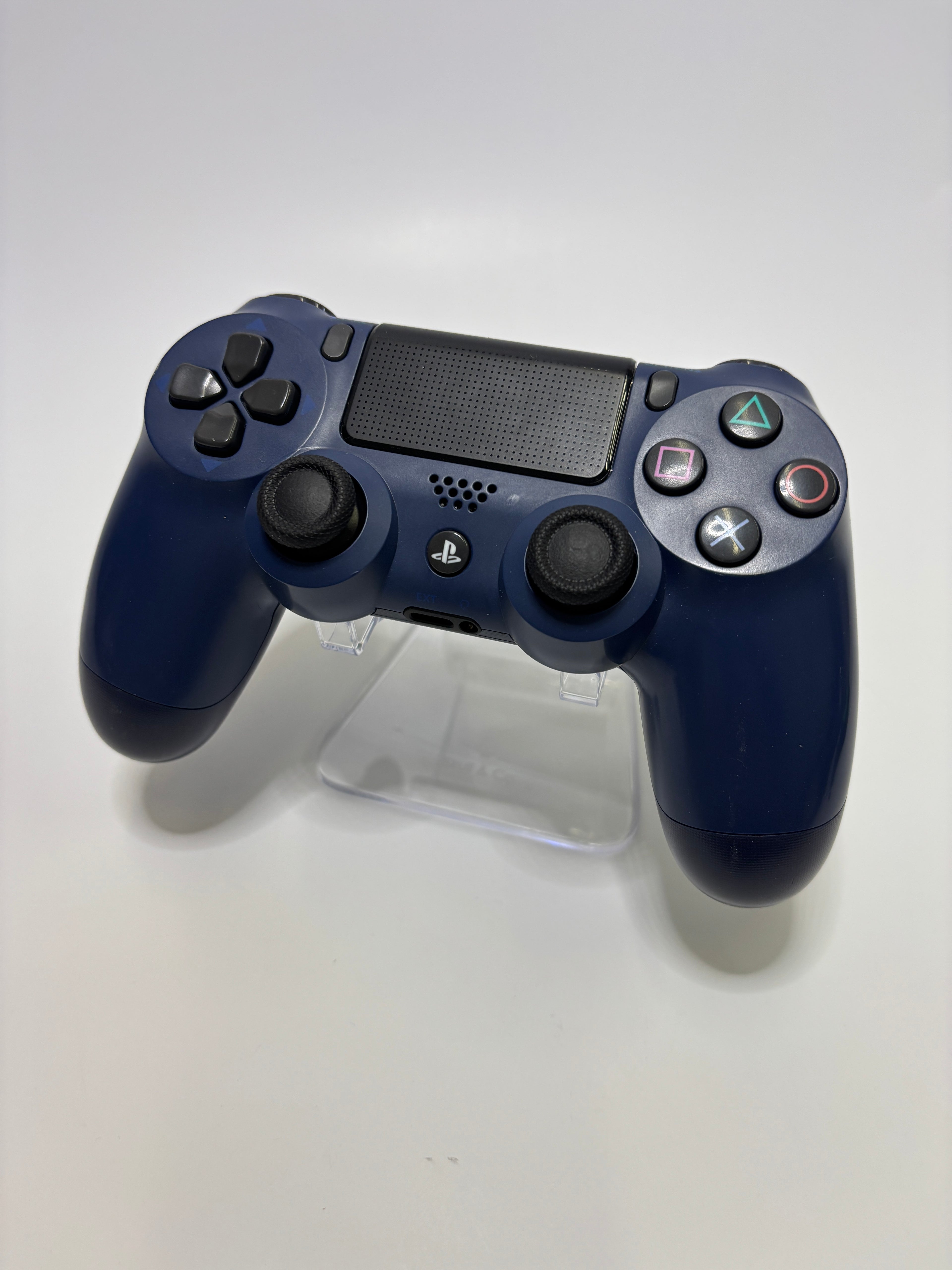 PlayStation 4 DualShock 4 Controller — Midnight Blue