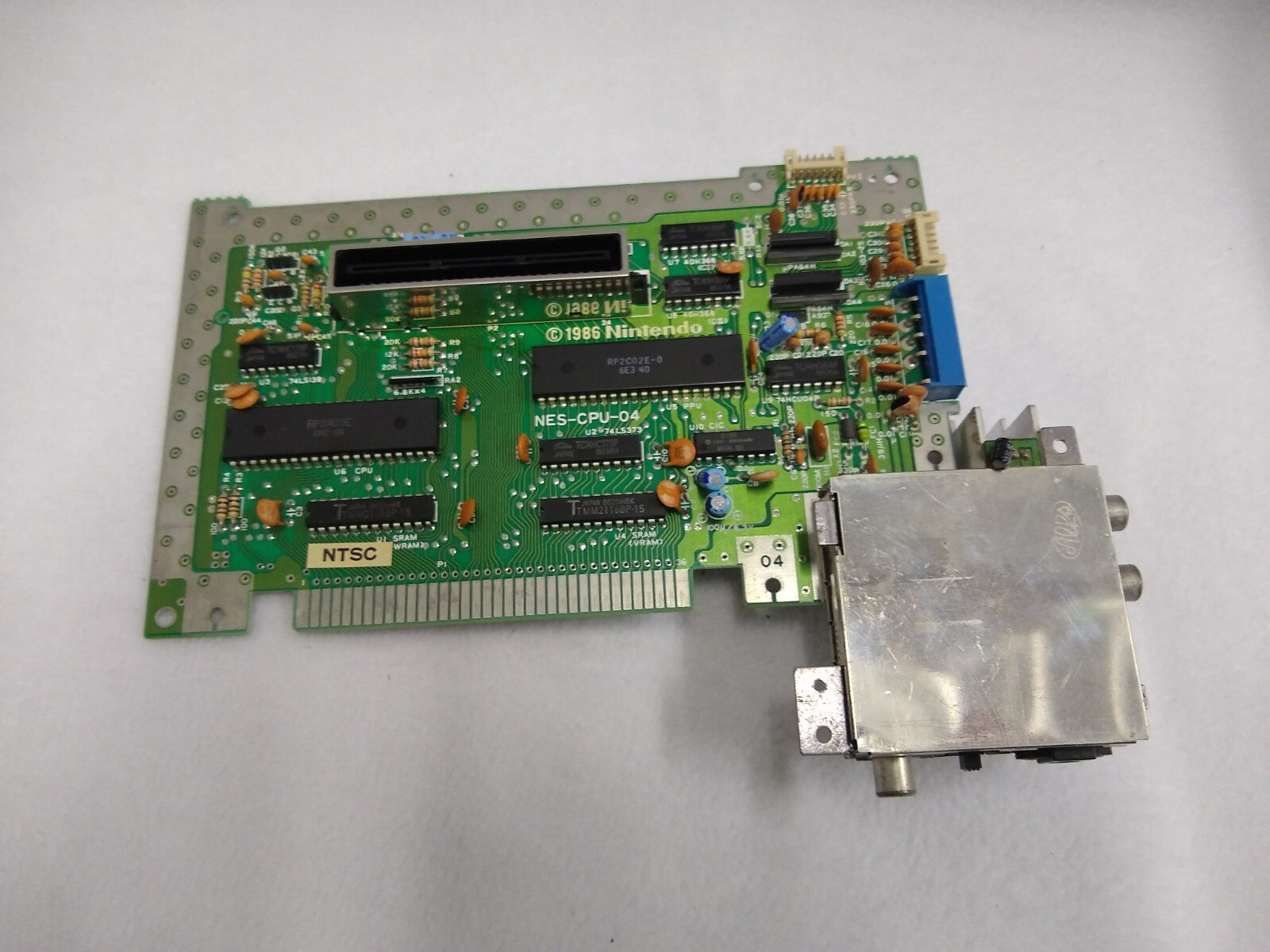 NES Console - Motherboard with RFU