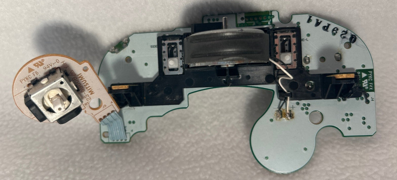 GameCube Controller - Motherboard Assembly